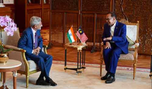 EAM Jaishankar lauds Malaysian PM’s ‘vision’ for stronger bilateral ties