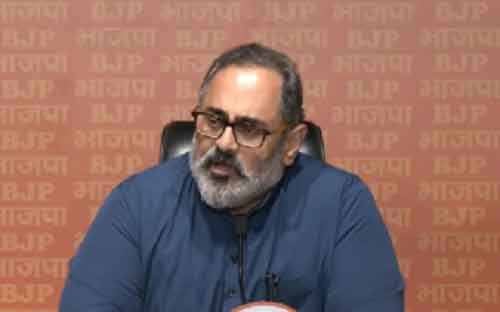 Apple ecosystem employed over 1.5 lakh people directly since PLI in 2021: Union Minister