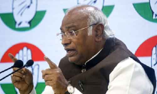 Mallikarjun Kharge hits back at PM Modi’s ‘bullying a Cong culture’ remark