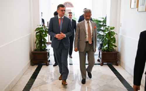 Ukraine discusses peace formula with India