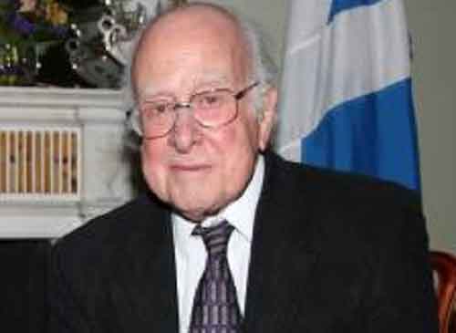 Elon Musk calls Peter Higgs a ‘smart human’ on his demise