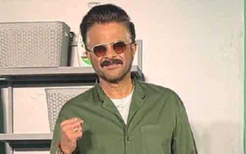 Anil Kapoor opens up on how his wife Sunita shares the ‘load’ in financial matters