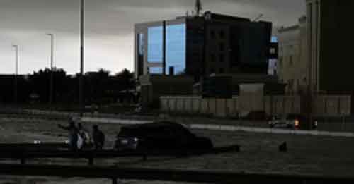 Record rainfall in UAE disrupts travel at deluged Dubai airport