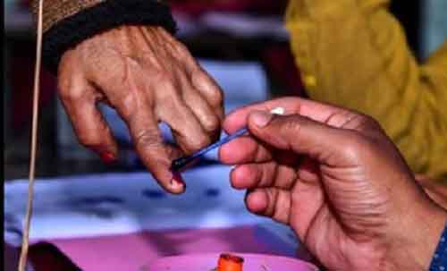 25.2 pc polling in UP till 11 am