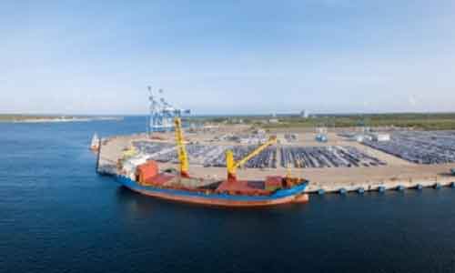 German customs allows detained cargo ship to depart Baltic Sea port