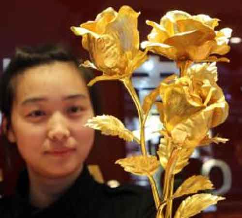 Gold trading volume spikes amid Middle East crisis