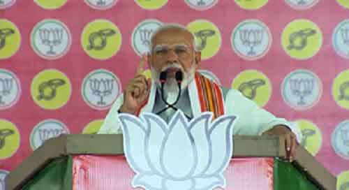 INDIA bloc leaders came together to hide their corruption, says PM Modi in Maharashtra