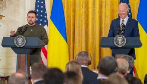 Zelensky, Biden discuss aid for Ukraine over phone