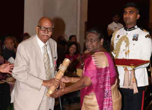 Eminent Agra homeopath Dr Radhey Shyam Pareek awarded Padma Shri