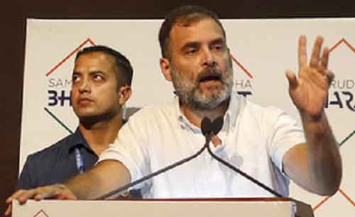 In Maharashtra, Rahul Gandhi vows to fight ‘attempts to change the Constitution’