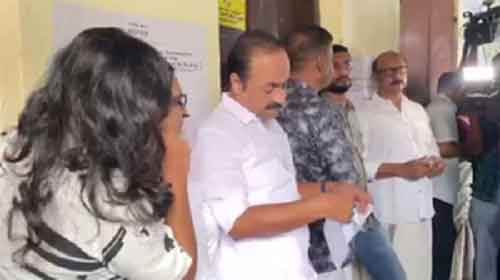 Polling for all 20 LS constituencies underway in Kerala