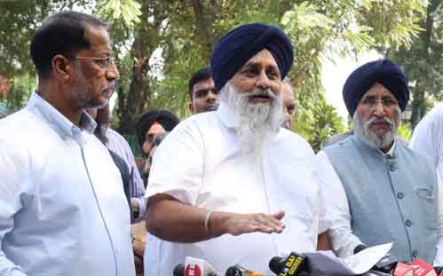 Delhi-based political parties are like East India Company: Sukhbir Badal