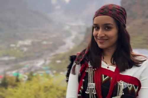 Shraddha Kapoor asks fans how mountains can be brought to beach city Mumbai