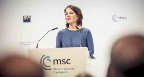 German foreign minister pushes for two-state solution and Gaza aid