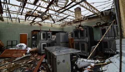 Multiple injured after tornado hits parts of Texas