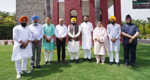Go to people, apprise them about achievements, Punjab CM tells MLAs