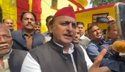 Akhilesh Yadav asks party leaders to focus on PDA