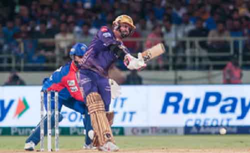 ‘Their batting is so deep, they can afford to take that risk’, says Clarke on KKR sending Narine as an opener