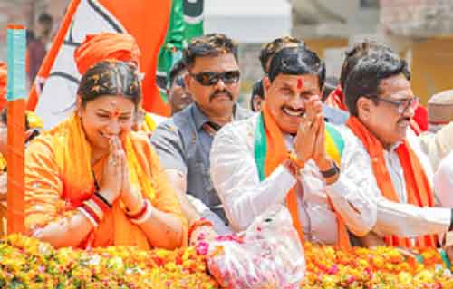 Political Prowess on Display: Rajnath Singh and Smriti Irani’s nominations galvanise BJP’s poll campaign