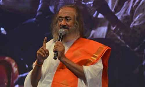 Viksit Bharat Ambassador event: Sri Sri Ravi Shankar heaps praise on PM Modi for Kashi facelift