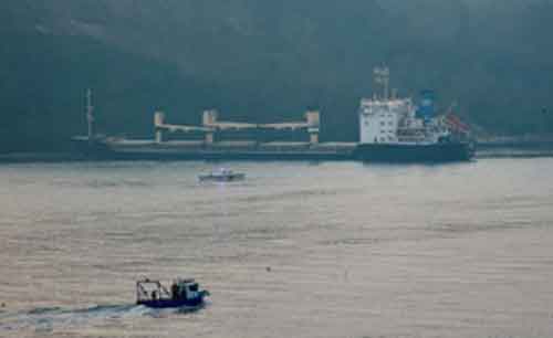 Vessel from Ukraine grounded in Turkey’s Bosphorus Strait