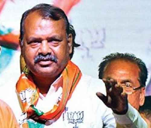 Sitting MP rejoins BJP after Shiv Sena gives up Palghar LS seat