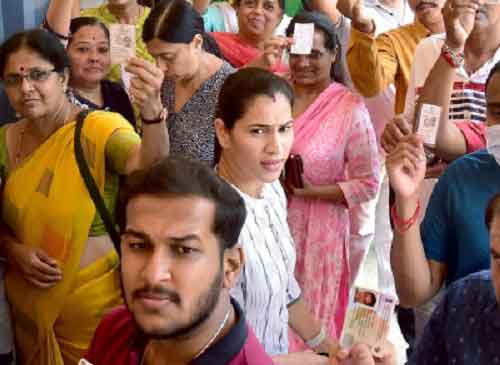 Chikkodi leads as polling picks up pace in Karnataka’s 14 LS seats