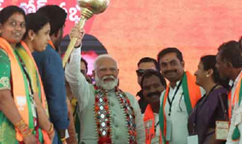 Congress wants to snatch reservation for backward classes and give it to Muslims: PM Modi