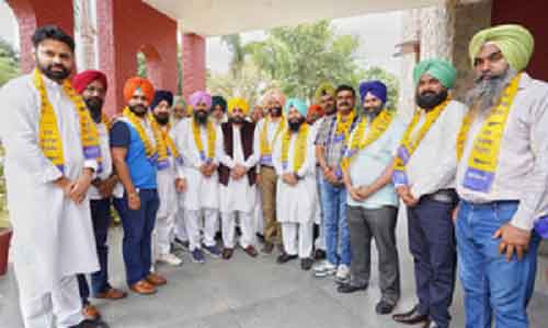 Akali Dal candidate from Chandigarh joins AAP
