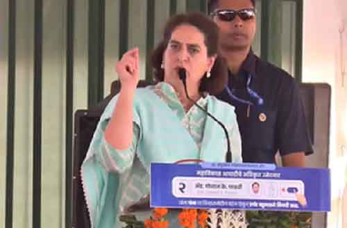 ‘PM cries like a child on his problems rather than wiping tears of people’, Priyanka says at Maha rally