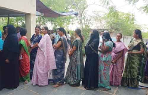 Voting begins on brisk note in Andhra for Assembly & LS polls