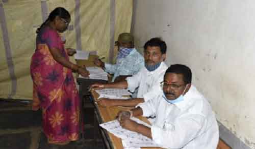 Polling continued till midnight in few places in Andhra Pradesh