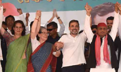 Sonia Gandhi makes an emotional appeal for Rahul in Raebareli