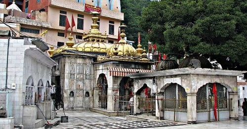 माता के दर्शन: ज्वाला देवी मंदिर का महत्व और कथा