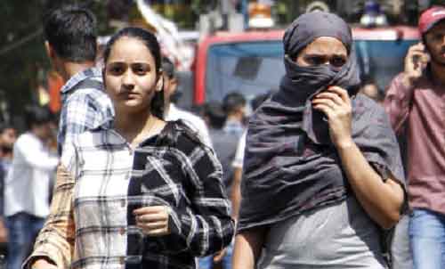 Heatwave: Delhi sizzles at 47 degrees Celsius, docs advise caution