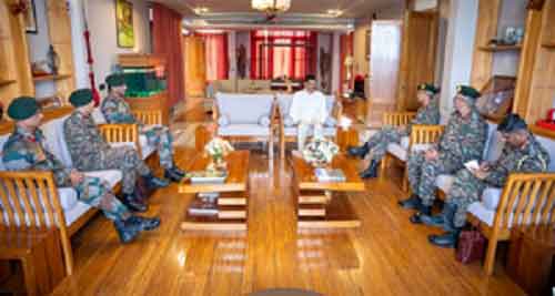 Eastern Army chief discusses India-Myanmar border security with Mizoram Governor, CM