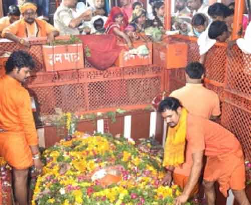 Lucknow gears up for ‘Bada Mangal’ festival