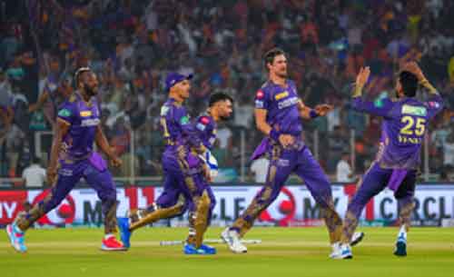 Graeme Swann picks KKR as favourites to lift IPL 2024 trophy