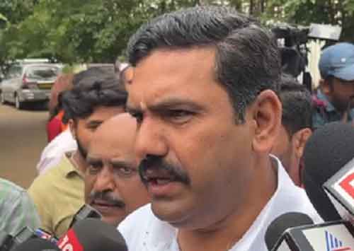 K’taka BJP slams Siddaramaiah’s govt after Google decides to set up plant in Tamil Nadu