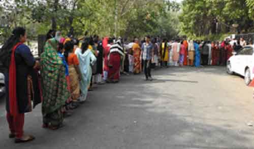 Polling underway for Delhi LS polls, voters make beeline to exercise their right