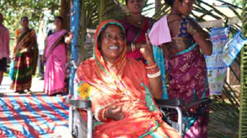 Voting underway for third phase of polling in Odisha, EVM snags delay process