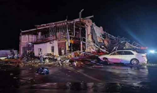 11 killed as tornadoes leave trail of death and destruction in three US states 