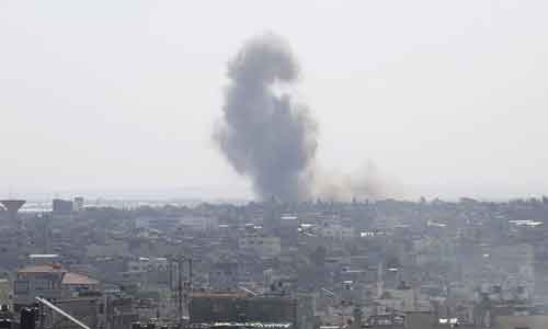 Dozens killed in fresh Israeli attacks on Rafah: Palestinian medics