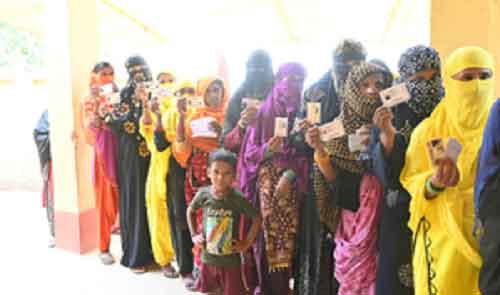 Bengal again stands out with high voter turnout amid sporadic poll violence