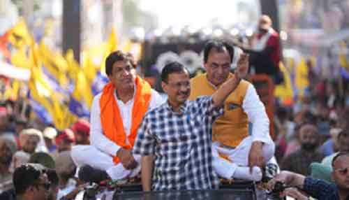 Support AAP to save democracy, says Kejriwal in Punjab