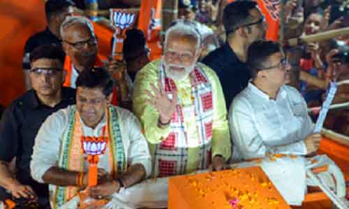 PM Modi’s vibrant roadshow touches three iconic destinations in Kolkata