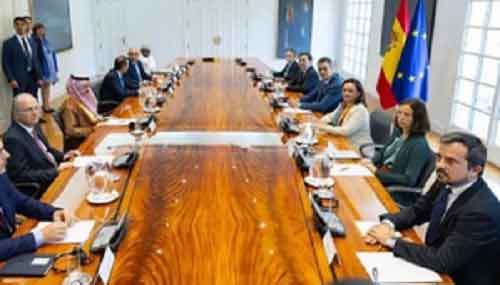 Spanish PM meets Arab-Islamic delegation for Gaza