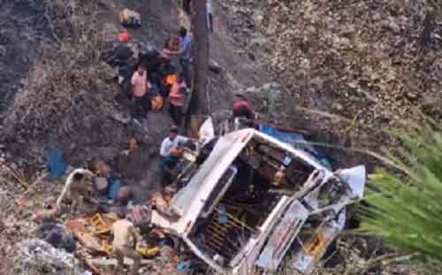 J&K: 21 killed, 69 injured in Akhnoor road accident