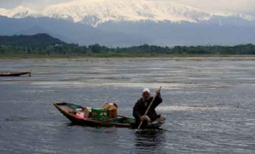Heatwave to prevail in Jammu, pleasant weather likely in Kashmir