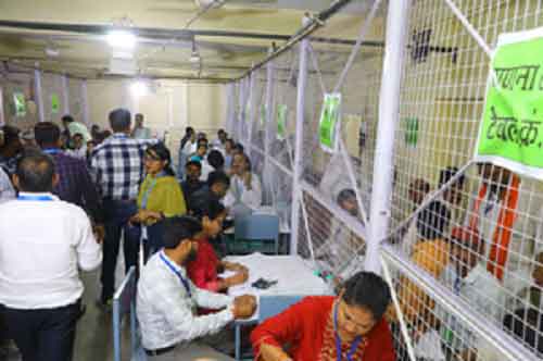 Early Trends: BJP leading on 28 seats, Cong ahead on 1 in Madhya Pradesh